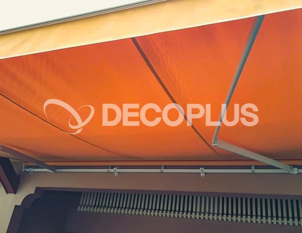motorized-awning-vs-manual
